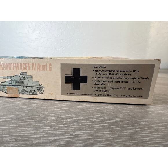 Minicraft Nichimo Panzerkampfwagen IV Ausf. G 1/30 Motorized l Kit RS-3002-800 - Picture 1 of 5